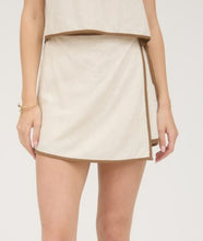 Load image into Gallery viewer, Maisie Linen Skort