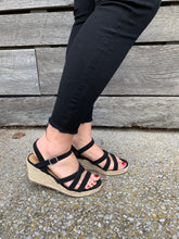 Load image into Gallery viewer, Black Skinny Jean