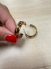 Load image into Gallery viewer, Leopard Hoop