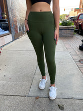 Load image into Gallery viewer, Green Pocket Legging