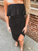 Load image into Gallery viewer, Black Strapless Dress